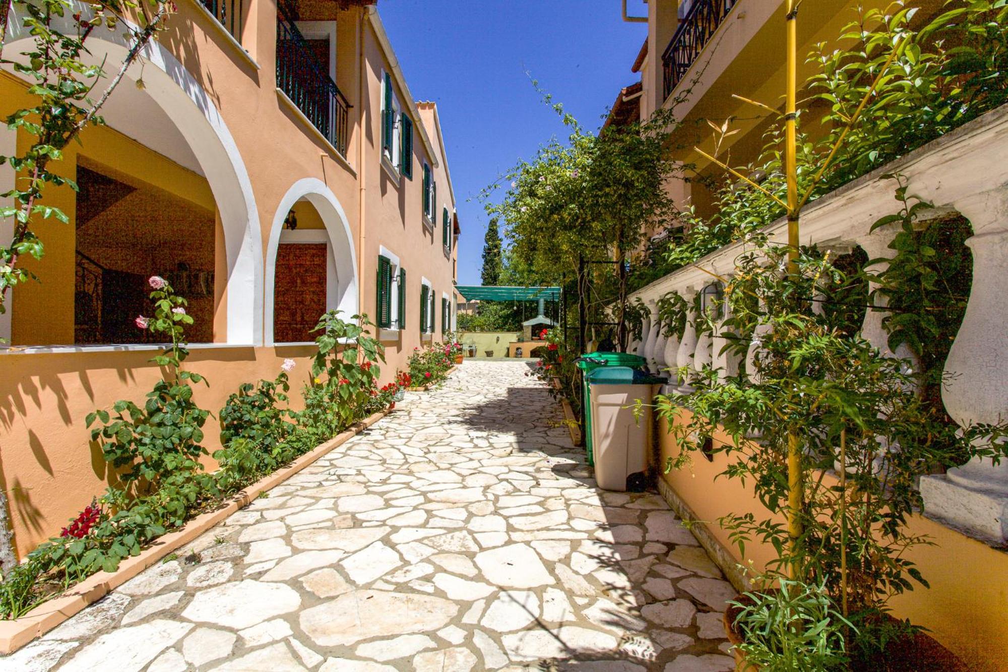 Matula'S Home Kassiopi Esterno foto